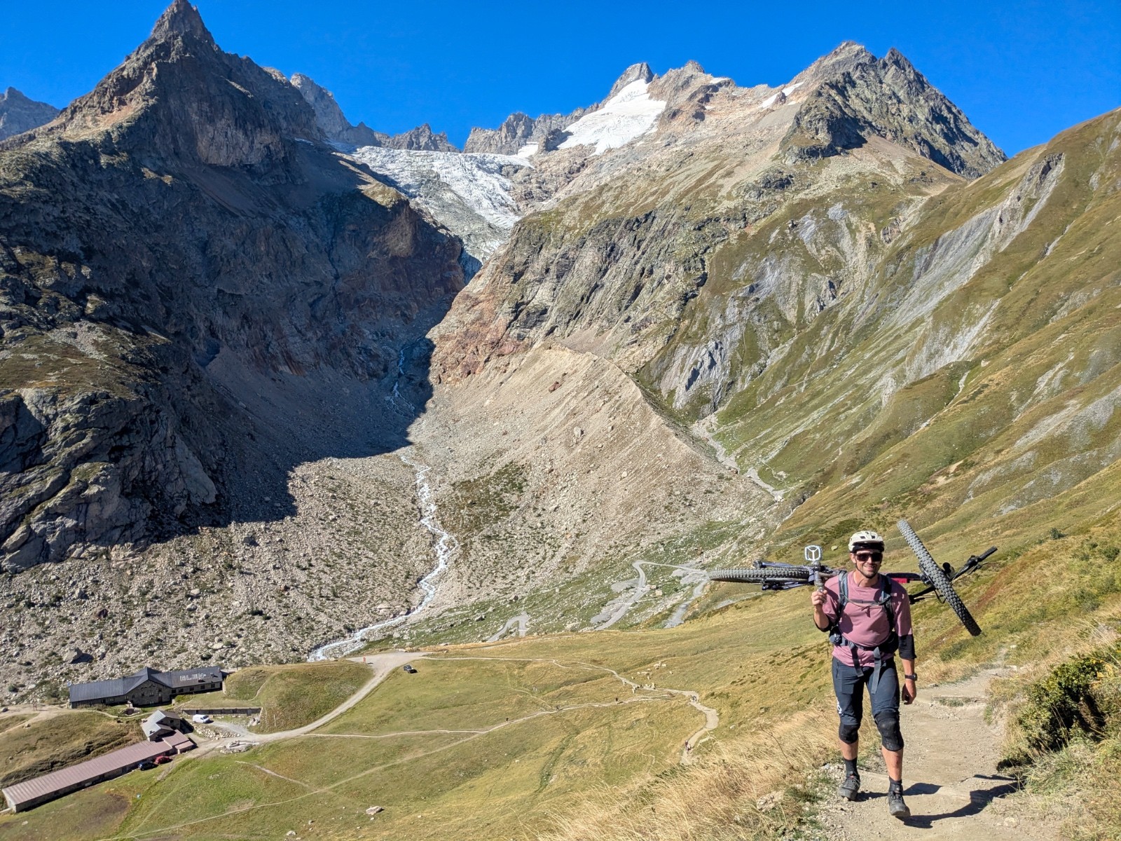 #46 Portage vers le grand Col Ferret Portage vers le grand Col Ferret