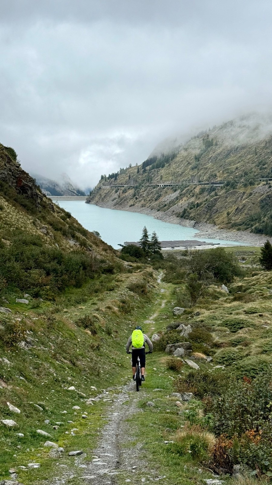 #8 Lac des Toules Lac des Toules