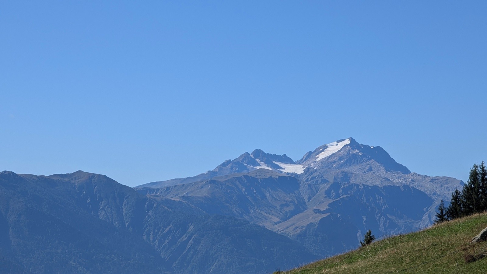 #4 L L'Etendard et son glacier qui disparait inexorablement...