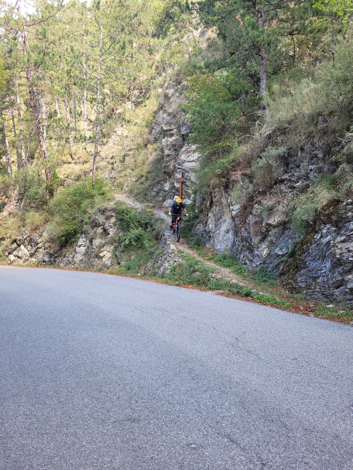 #10 arrivée sur la route de Turini arrivée sur la route de Turini