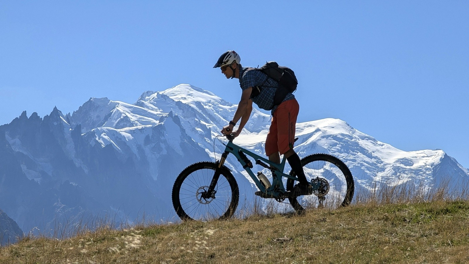 #17 Et le Mont-Blanc qu Et le Mont-Blanc qu'on commence à connaitre sous toutes ses faces
