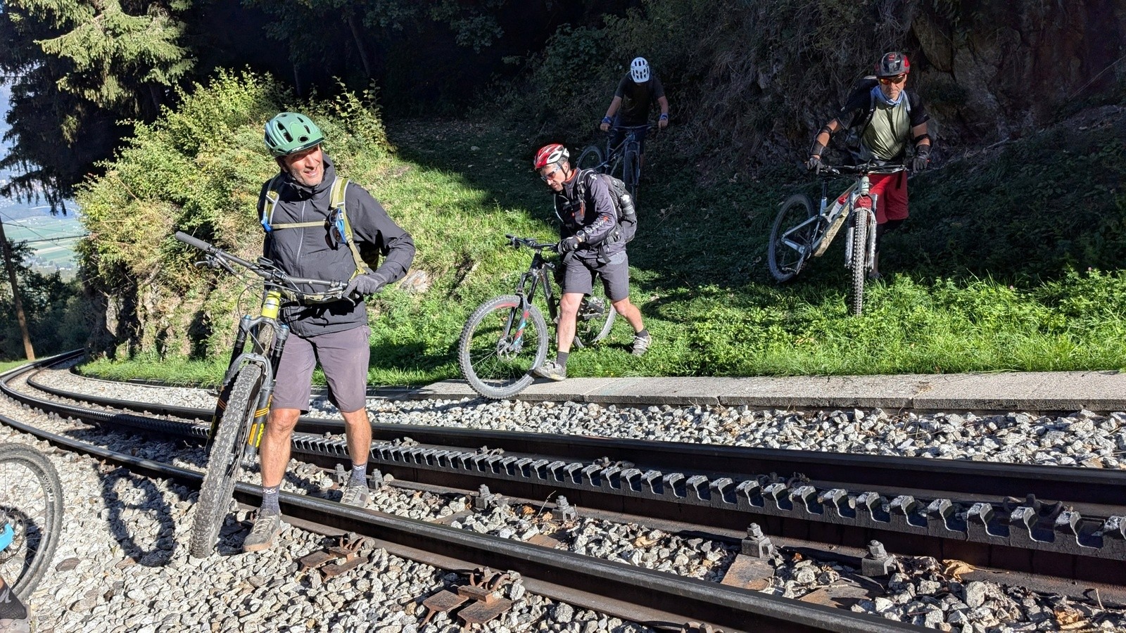 #3 Attention au train pour le couloir de la mort... Attention au train pour le couloir de la mort...
