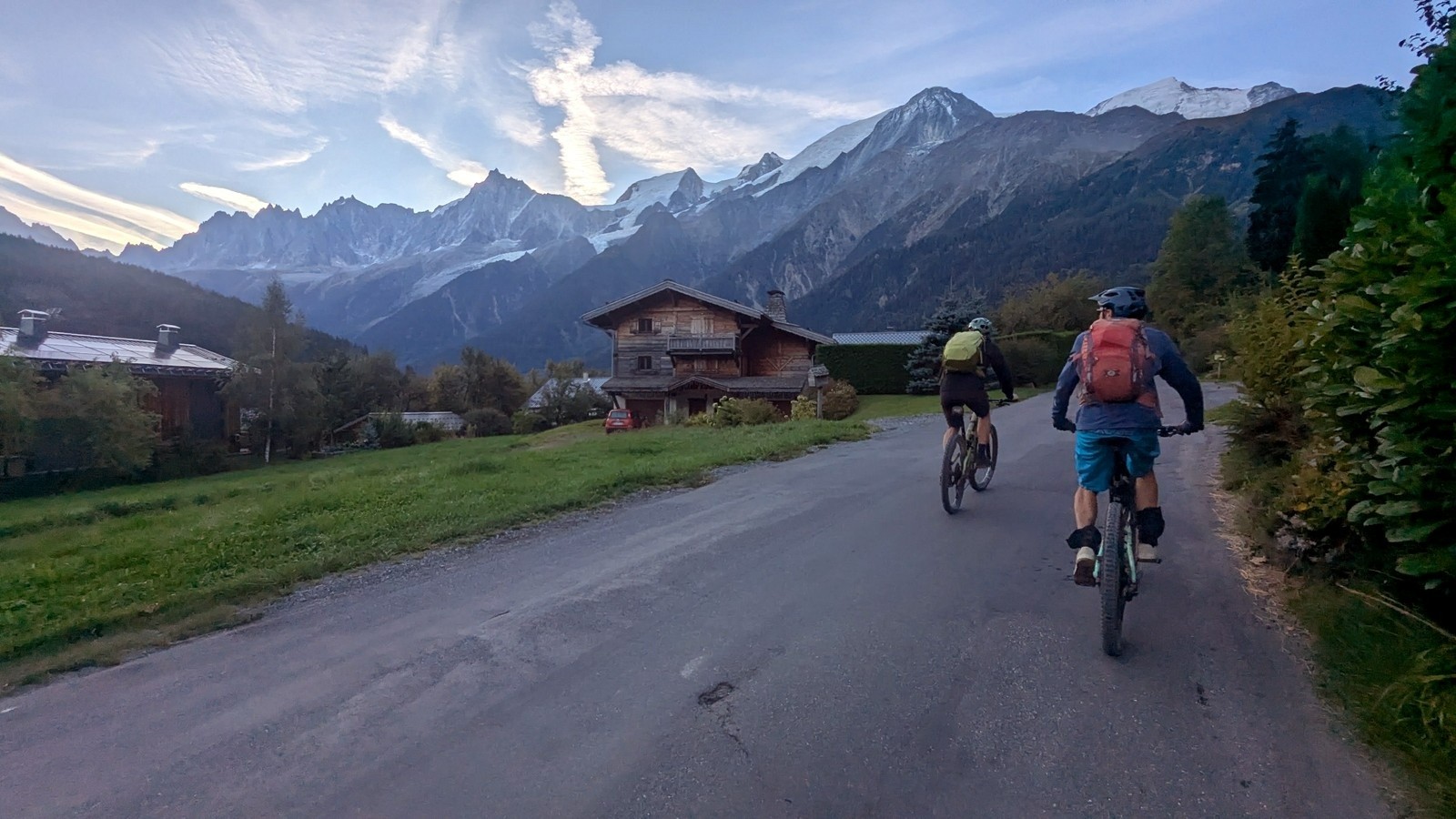 #1 Réveil dans la vallée de Cham, y Réveil dans la vallée de Cham, y'a pire