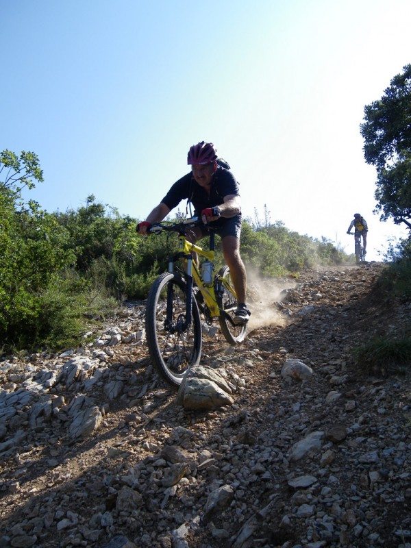 Bruno : règle ta carburation....ça fume