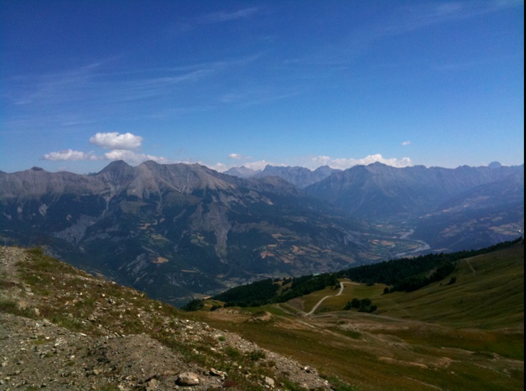 Nuages sur la Haute Ubaye : qq nuages sur le massif du Chambeyron et la Haute Ubaye