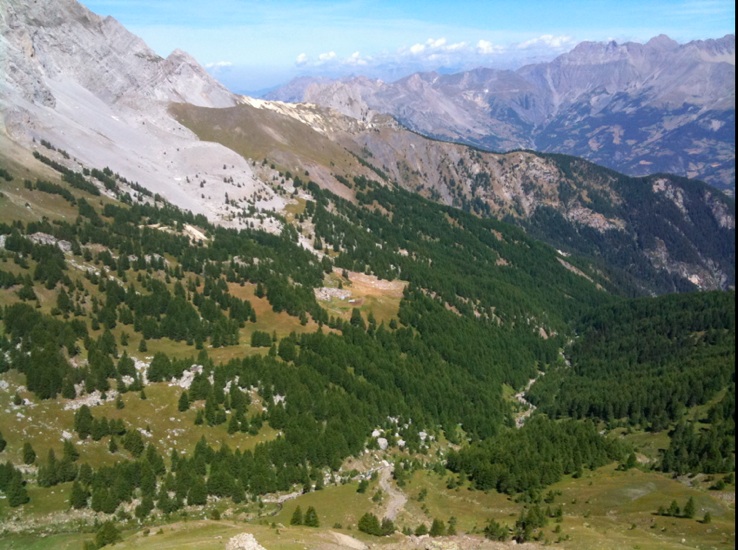 Vue sur le vallon de Gimette : Vue sur la descente dans le vallon de Gimette