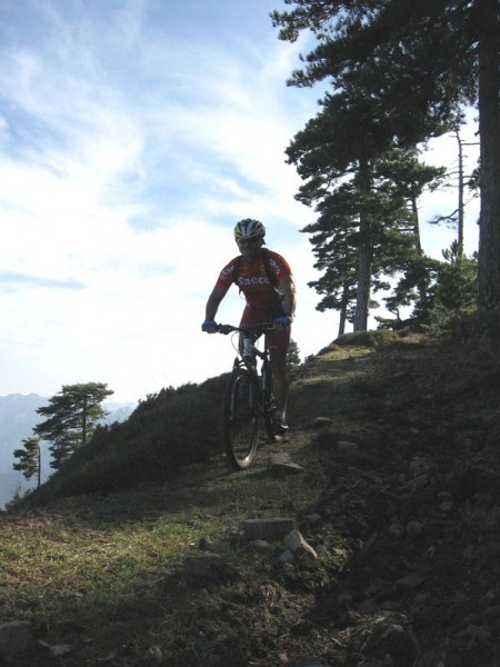 #5 Descente : Steph dans la descente sous le Monte Vitulu Descente : Steph dans la descente sous le Monte Vitulu