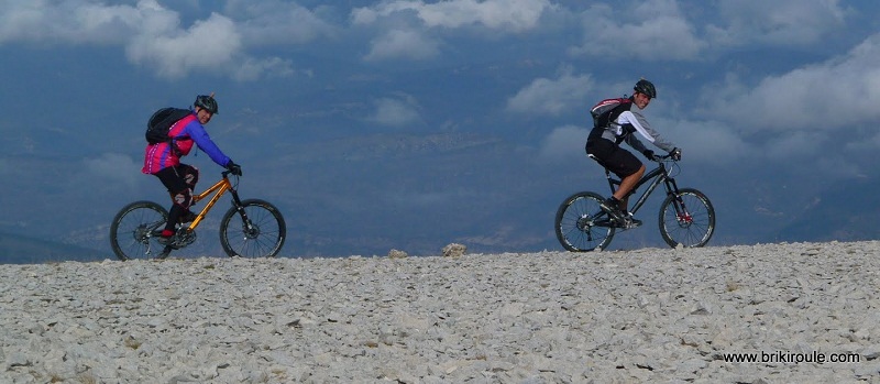 Ventoux : Mica et Draillou... ils ont roulé sur la lune...