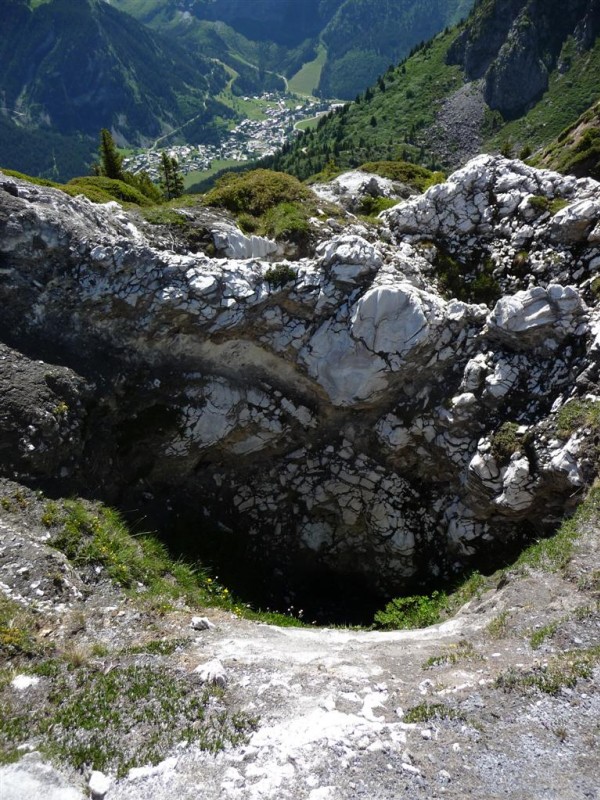 Petit Mont Blanc : Un trou, parmi tant d'autres...