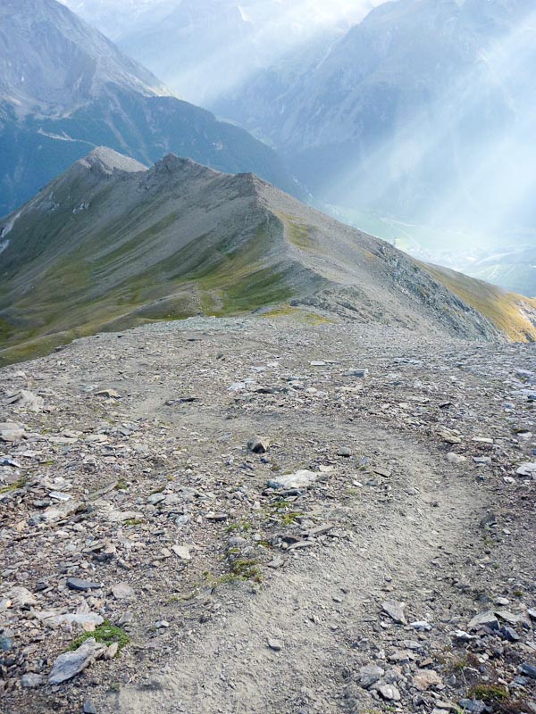 Quelques lacets vers 2900 m : Miam !