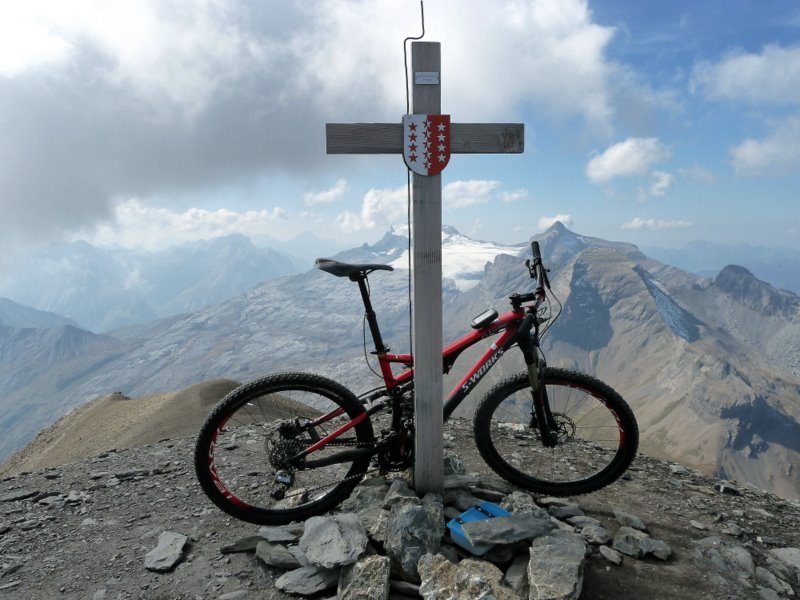 Arpelistock : Vue du coté Berne sur le Valais