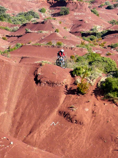 #6 Le Tchole : Un nouveau vélo et on ne l Le Tchole : Un nouveau vélo et on ne l'arête plus!
