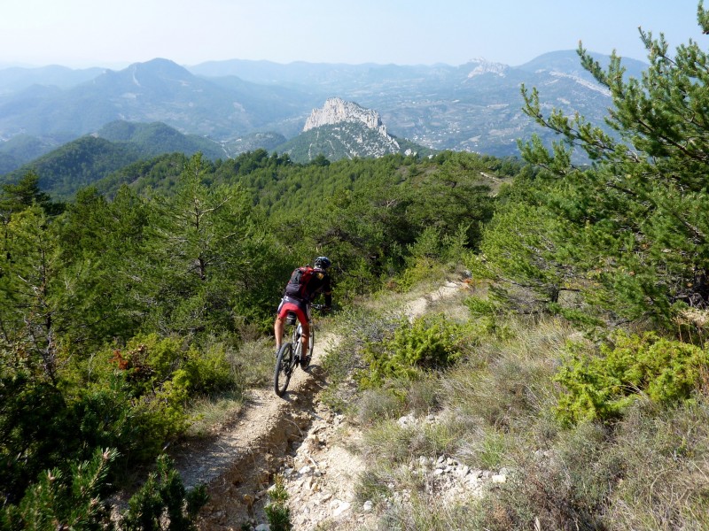 Descente de la Nible : Cap sur la Roche Saint Julien