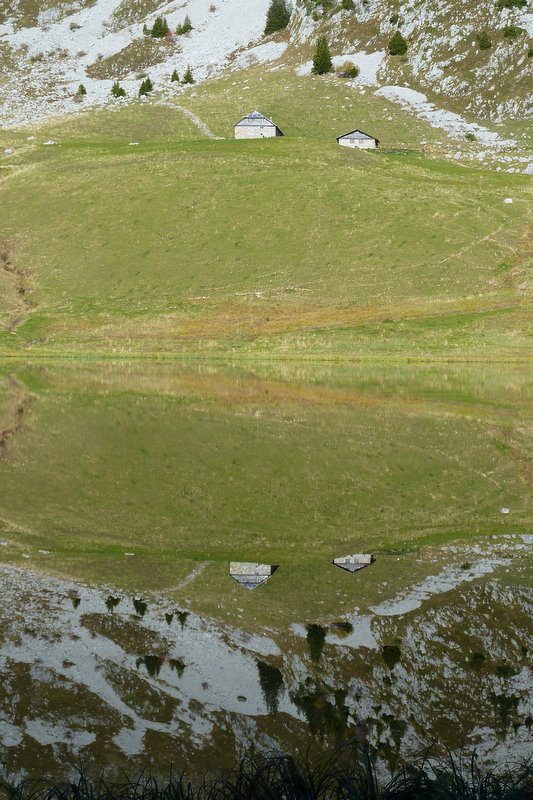 Lac d'Arvouin : Chalets d'Arvouin en double