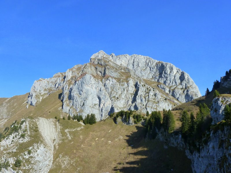 Cornettes de Bise : Face SW des Cornettes depuis le Pas de la Bosse