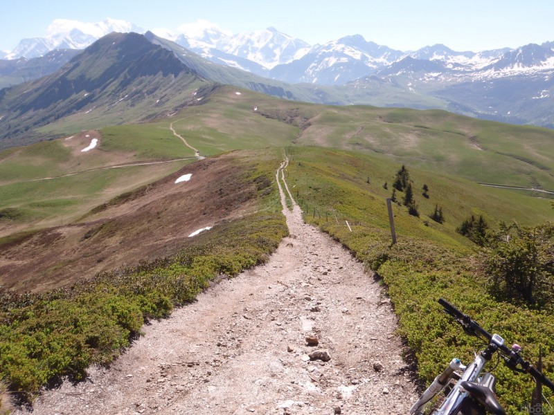 Col de Very : Tout droit devant, Col de Véry
