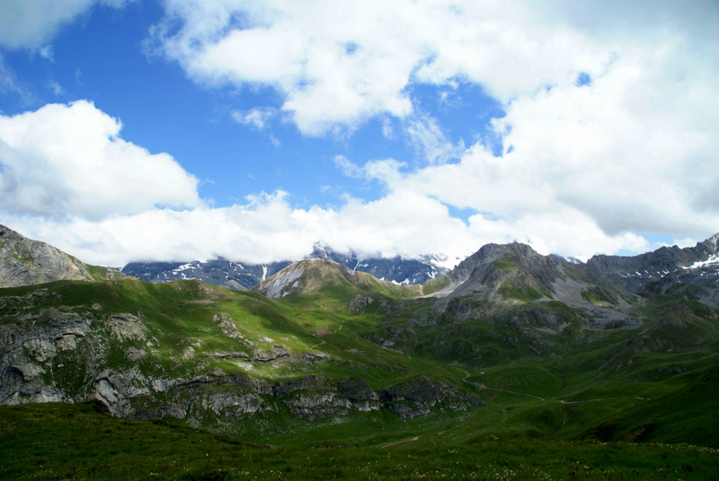 Vallée des Avals : Plassa, PMB, Roc du Mône et Dôme de l'Arpont en arrière-plan