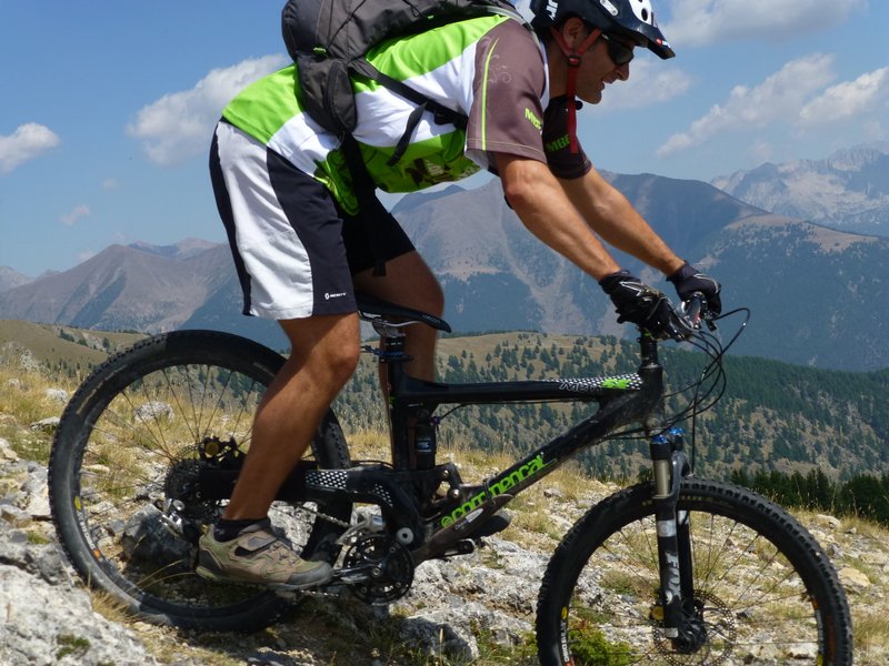 Phil'Ô : Dans le freeride sous le sommet (photo léo)