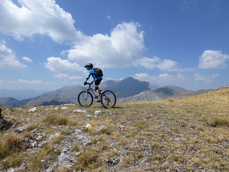 Tim attaque la descente