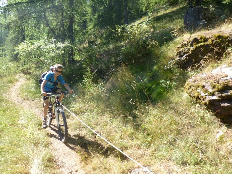 Entre les 2 pistes : Tim s’emploie pour qu'on reste en selle