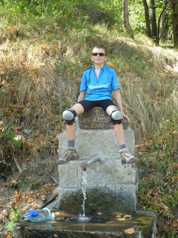 Fontaine Ste Anne : Salvatrice en ce jour de forte chaleur