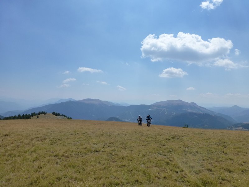 Freeride : Quel régal (pour info, il n'y a pas de sentier, d'où le freeride)