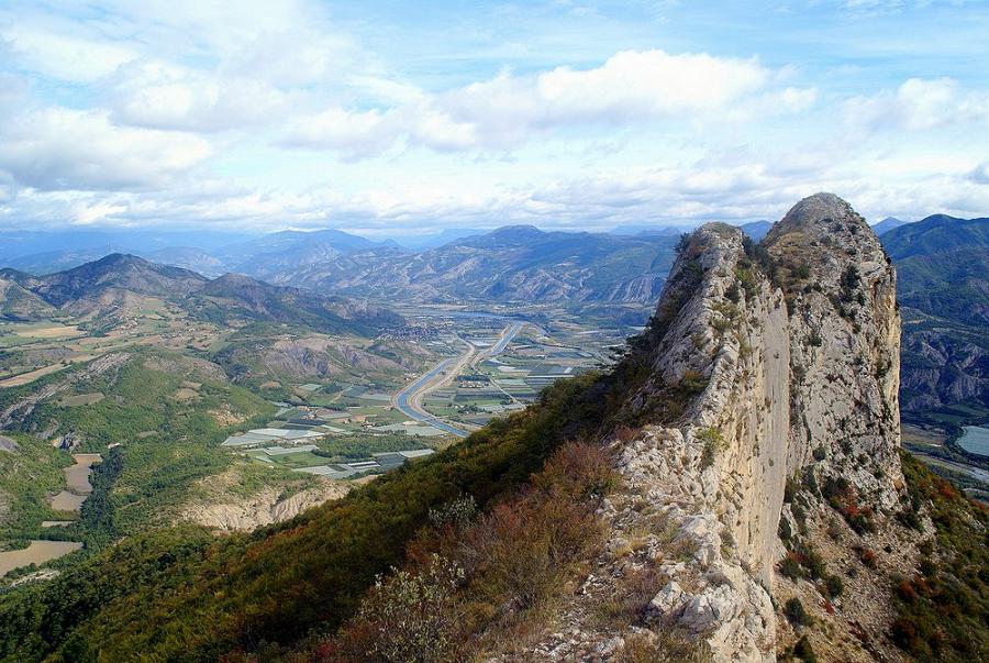 Pic de Crigne : et la vallée de la Durance, en direction de Tallard