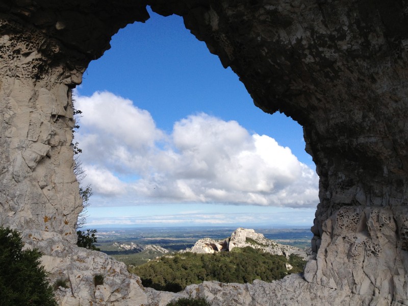 Rocher des Deux Trous : Mont Gaussier et Saint Rémy de Provence