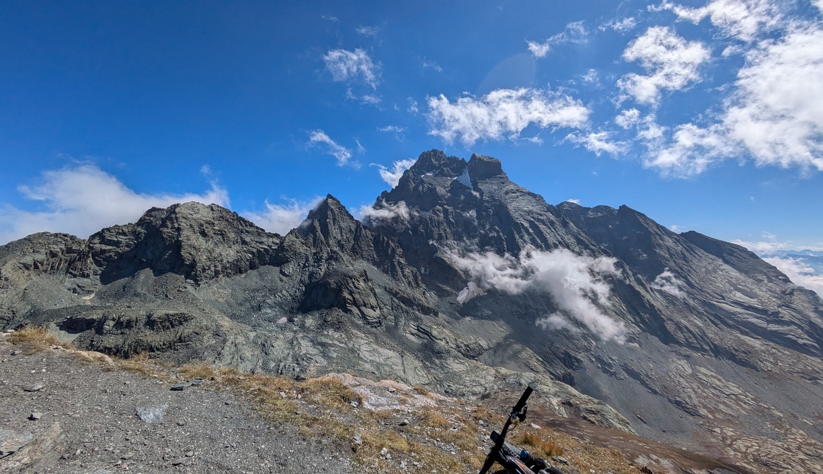 Viso face W (3841m)