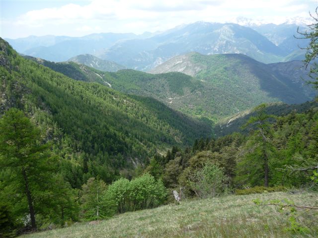 Panorama  dans la traversée entre le col d'Afel et la Baisse de Gereon 